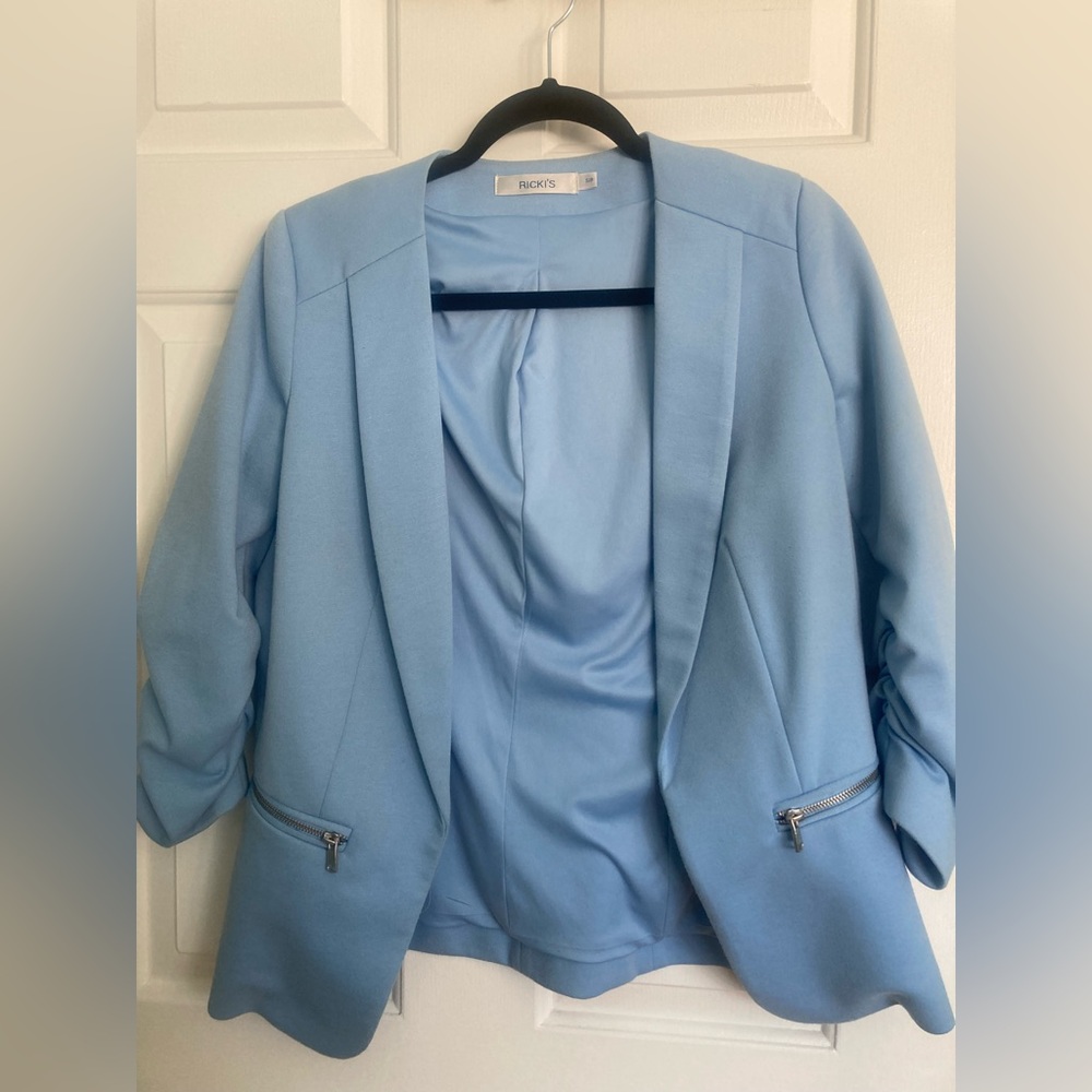 Baby blue Blazer